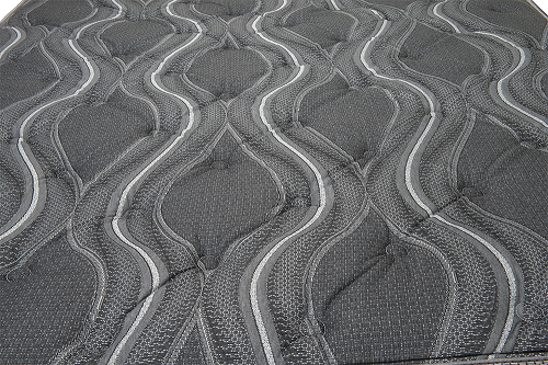 Bargain Bedding's Jaxton Plush Mattress